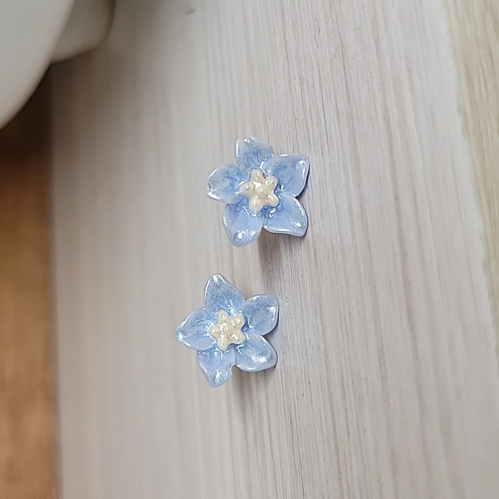 🔥LAST PAIR🔥 FORGET ME NOT BLUE BELL FLOWER STUD EARRINGS